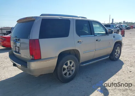 2007 Cadillac Escalade Standard из США, поврежденный, VIN 1GYFK63817R225469